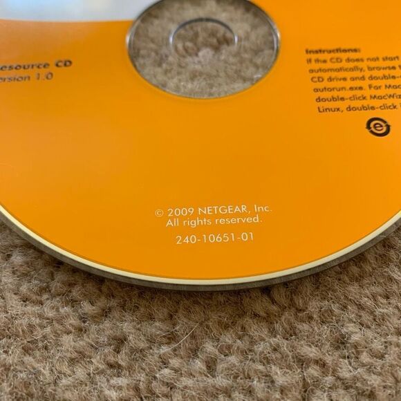 Netgear Version 1.0 209 Resource CD - Picture 2 of 5